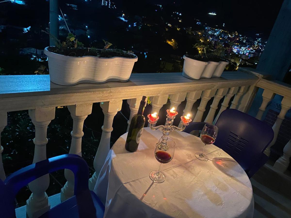 Vila Sinani Sarandë Exterior foto
