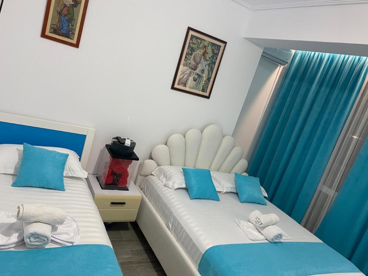 Vila Sinani Sarandë Exterior foto