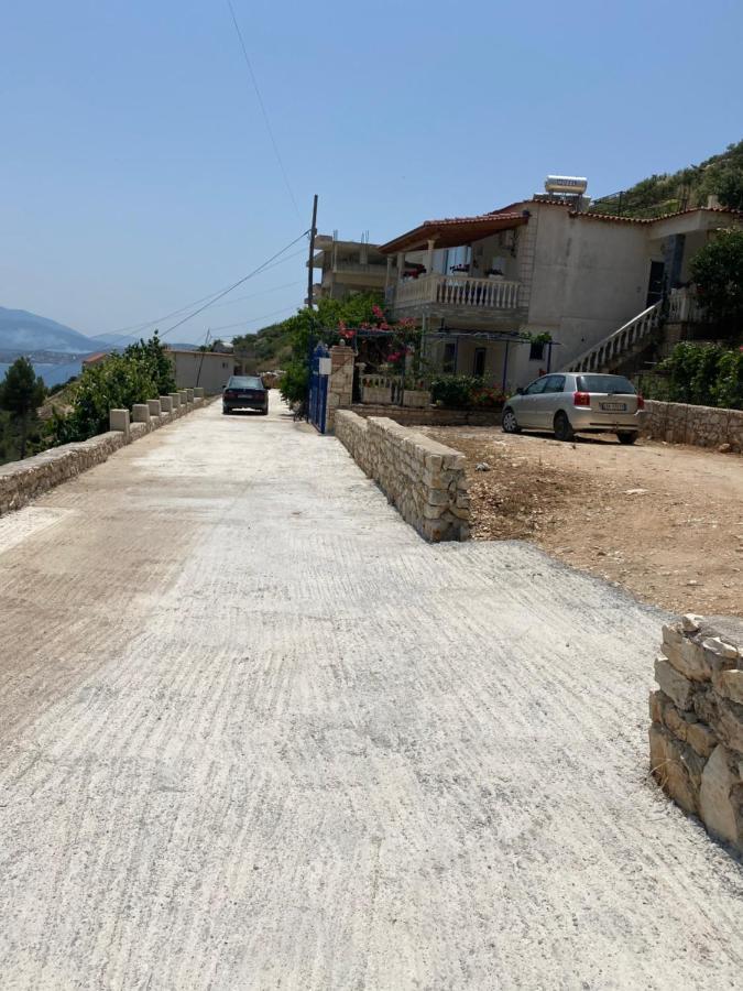 Vila Sinani Sarandë Exterior foto